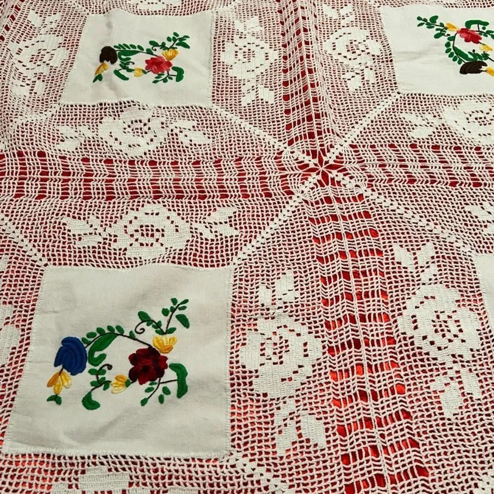 Vintage Hand-Crocheted Lace Tablecloth 74